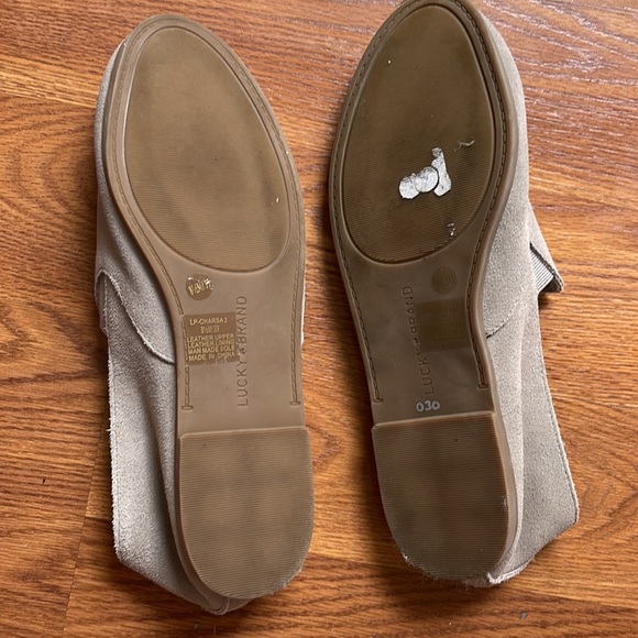 LUCKY BRAND SLIP ONS - Picture 4 of 4